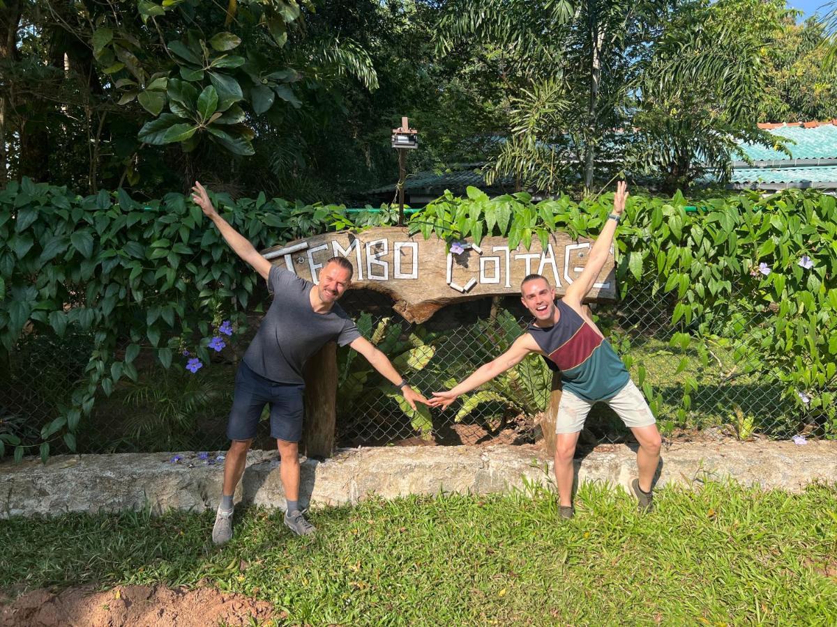 Tembo Cottage ウィルパットゥ エクステリア 写真